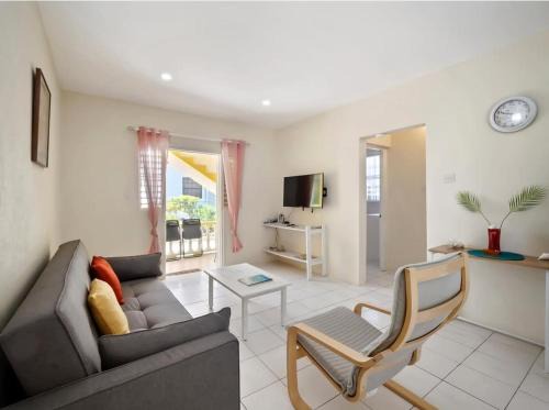 Enterprise Apartamento | Coastal View Apt #1 - 2 bed