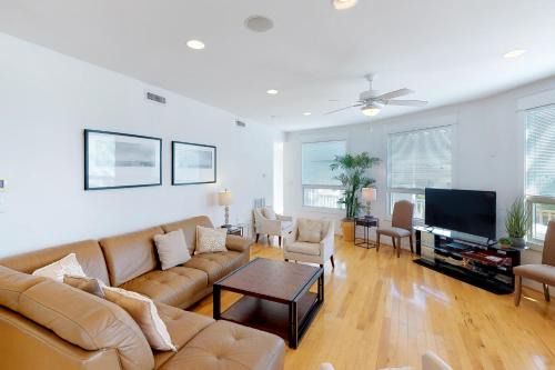 Sandbridge Casa | Coastal View II
