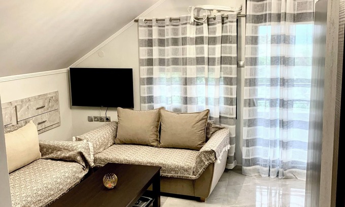 Poroi Casa | Coastal vista retreat