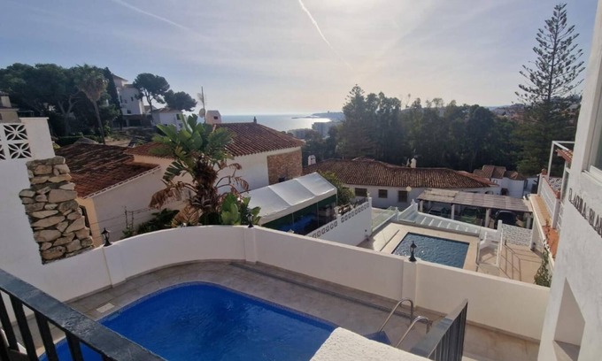 Torreblanca Casa | Coastalgem: 2br, Pool and View