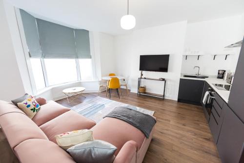 Redcar Apartamento | Coastline Villas - Heart of Redcar 1 & 2 Bed New Apartments, ideal for contractors and holidayers