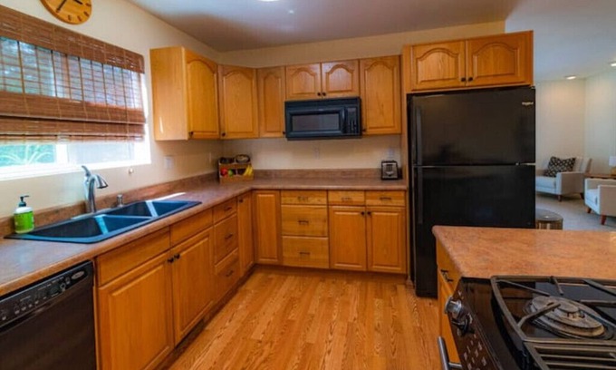 Kelseyville Casa | Cobb Mountain Chalet Main For