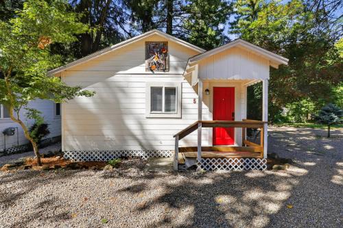 Cobb Casa | Cobb Mountain Nature Escape cabin