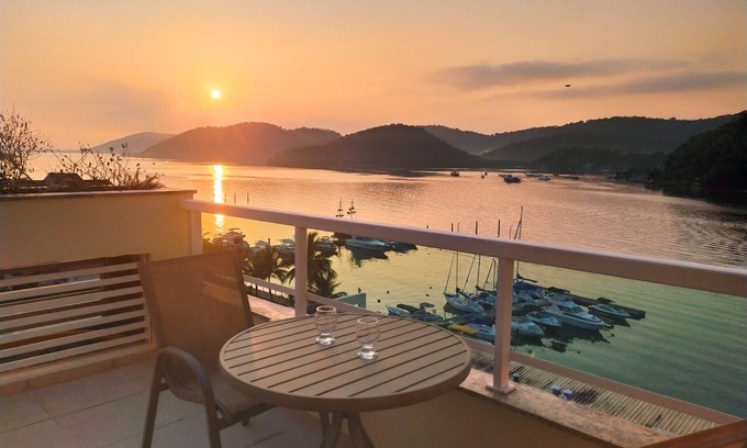 Itacuruca Complejo | Cobertura com Vista Para o mar