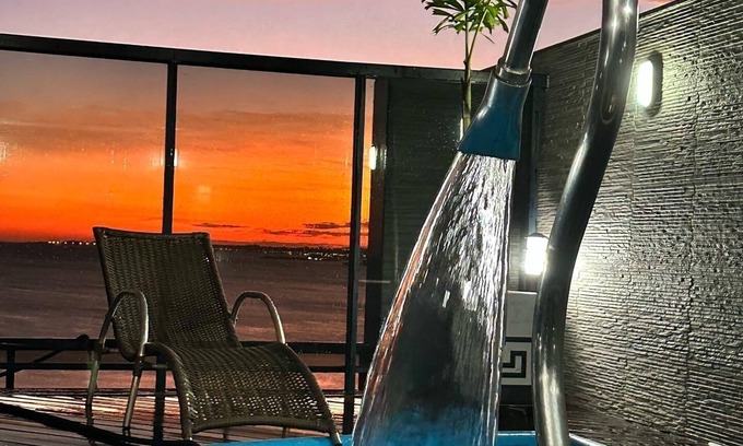 Praia do Morro Apartamento | Penthouse de lujo frente a la playa de Morro