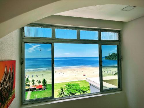 Itarare Apartamento | Cobertura Frente Mar -Vista mar incrível c garagem e wifi grátis!