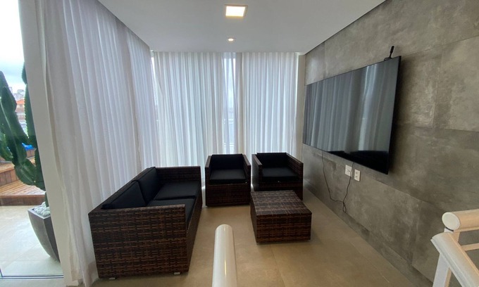 Passagem Apartamento | Cobertura Luxo à 50m da Praia Forte Cabo Frio com spa Para 7 Pessoas