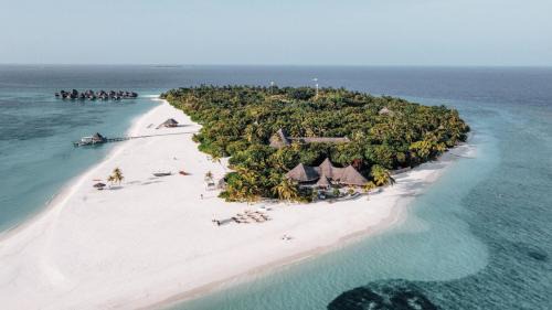 Dhunikolhu Complejo | Coco Palm Dhuni Kolhu - 20 percent off roundtrip Seaplane for stays from 1 May to 30 September 2025