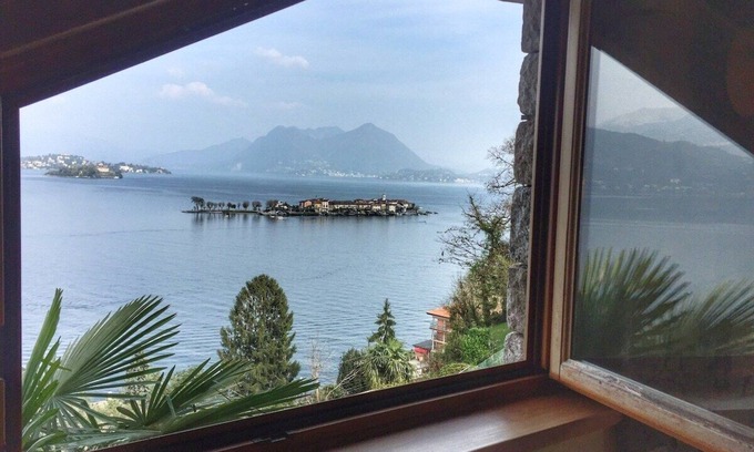 Carciano Chalet De Esquí | Coco small villa with lake view