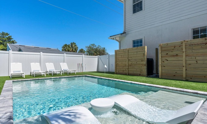Jacksonville Beach Casa | Coco Villa: Luxury stay, Heated Pool, 3 Blocks to Beach