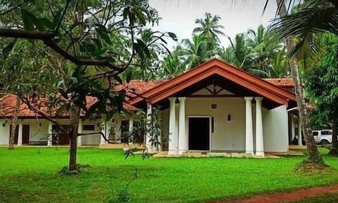 Seeduwa - Katunayake Hotel | Coco Villa Peach Tree