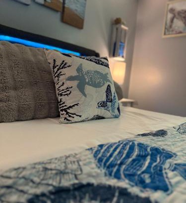 Cocoa Casa | Cocoa, Beach house