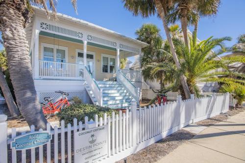 Holiday Isle Casa | Coconut Cottage At Destin Pointe Resort