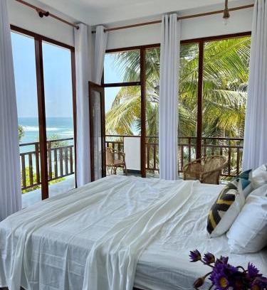 Dickwella Hotel | Coconut Palm beach restaurant and rooms