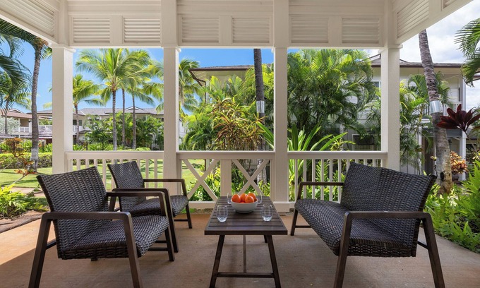Ko Olina Condominio | Coconut Plantation 1110-3: Stylish 2BR w/ Lanai & Modern Kitchen in Ko Olina