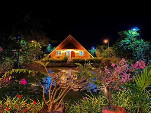 Kep Casa | Coconut Village Guesthouse and Bungalow