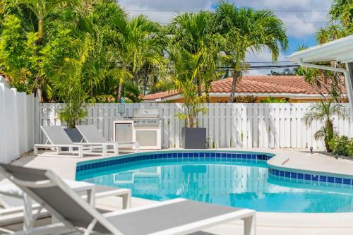 Dolphin Isles Apartamento | Coconut Walk To The BeachComfy Beds Firepit Pool