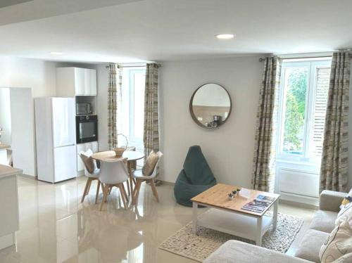 Foix Apartamento | cocoon 52 m2 new, beautiful view castle and mountain
