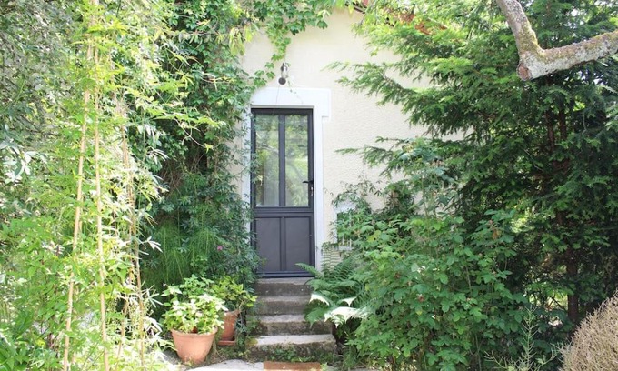 Haut Montmorency Apartamento | Cocoon in a green setting, private garden