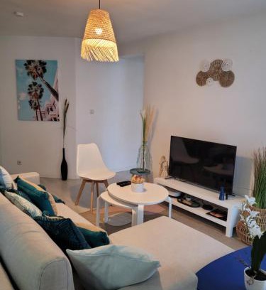 Survilliers Apartamento | COCOONING HOUSE 211 SUITE AZUR appartement AEROPORT PARIS ROISSY CDG, PARC ASTERIX, CHATEAU DE CHANTILLY, STADE DE FRANCE