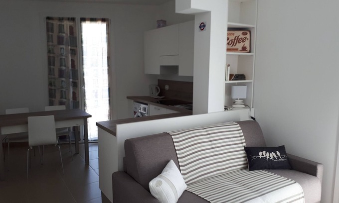 Sestri Levante Apartamento | Código Citra 010059 - LT- 0237 Cómodo apartamento de un dormitorio a un paso del mar azul