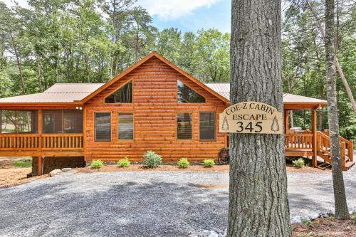 Mineral Bluff Casa | COE-Z Cabin Escape - Beautiful, spacious ranch style cabin with Three King Bedrooms.