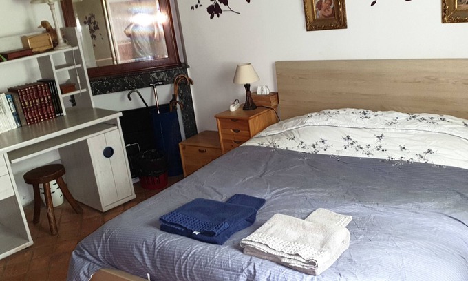 Saint-Denis-en-Val Cama Y Desayuno | Coffret d'Avenir