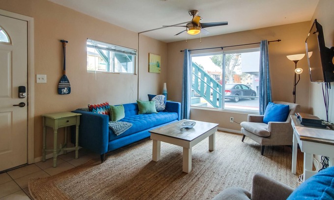 South Mission Beach Condominio | Cohasset Condo 1