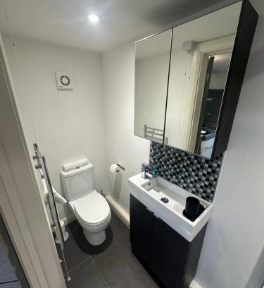Plasnewydd Apartamento | Cohost Partners- Studio Apt in Cardiff