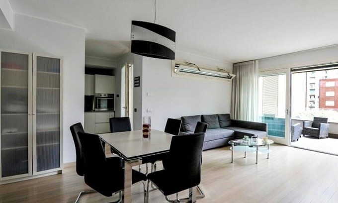 Zona Solari Apartamento | Apartamento en Milán con 2 habitaciones, capacidad 4