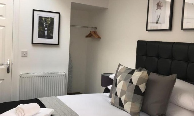 Wolverhampton Casa | Coleman Studios