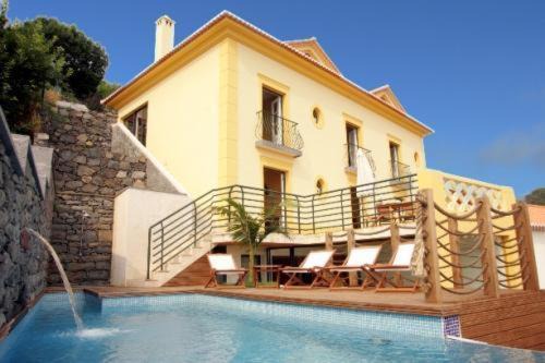 Faja da Ovelha Casa | Colina Da Faja