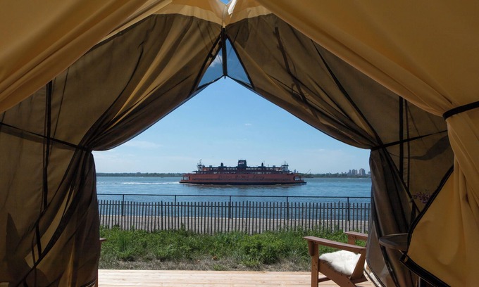 Manhattan Hotel | Collective Retreats Governors Island
