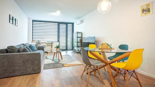 Studentski Grad Apartamento | College Flat - Wi-Fi with 600 Mbit speed
