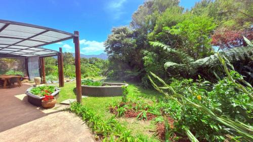 Collingwood Casa | Collingwood Escape - Spacious and Modern Getaway in Collingwood with a View