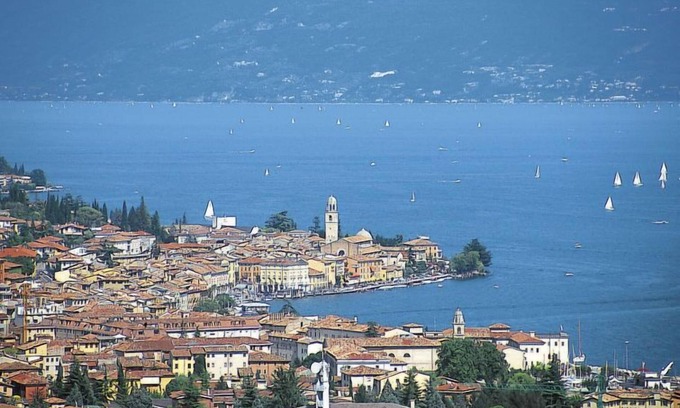 Cunettone Apartamento | Apartamento Colombaro Nuovo en Salo' - 4 personas, 1 dormitorios