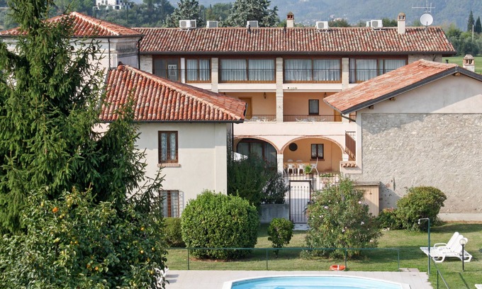 Cunettone Apartamento | Colombaro Vecchio by Interhome
