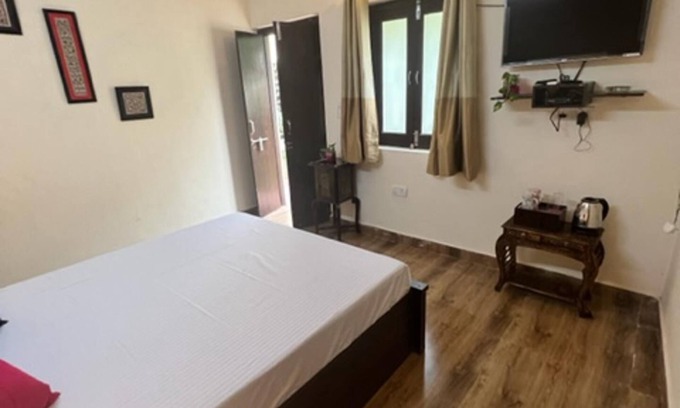 Rakabganj Casa | Colonel Dugal's - Near Taj, Fort & Shopping