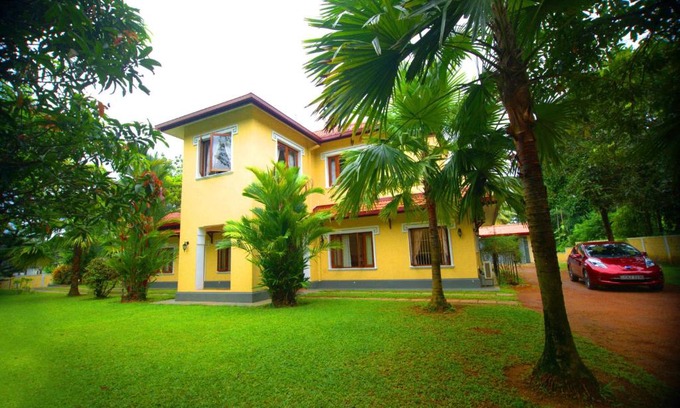 Padukka Casa | Colonial Villa Padukka