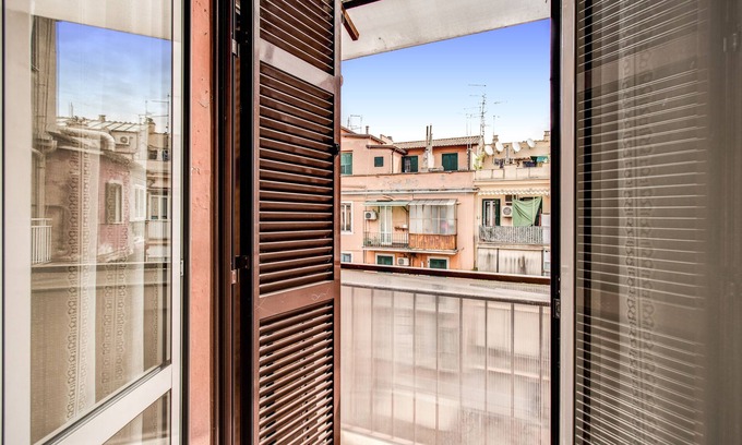 Rione XVIII Castro Pretorio Apartamento | Colonna Suite Luxury - Termini Station Big Apartment