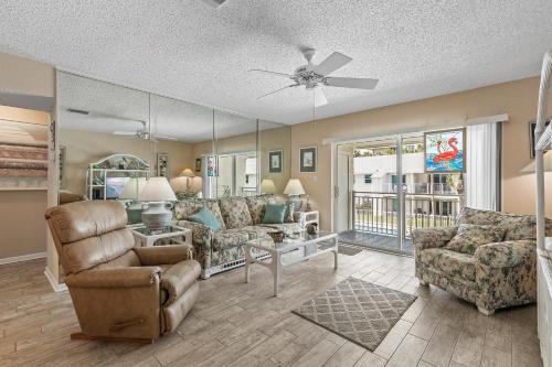 New Smyrna Beach Casa | Colony Beach Club 220