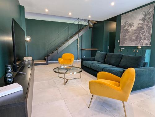 Meze Apartamento | ColorChic 3 étoiles - Parking Privé Terrasse Clim - 120m2 Plein centre