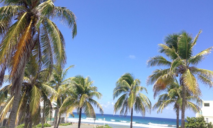 Estate Golden Rock Condominio | Come and Relax! You earned it...