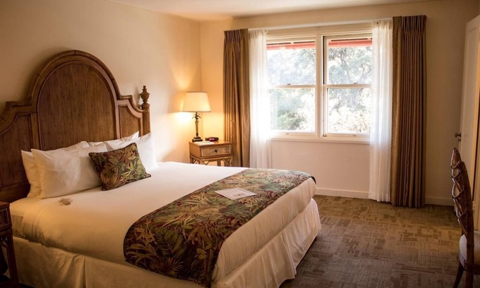 Volcano Hotel | Come Create Memories w/ Fun-filled Adventures at this Paradise! Free Parking!