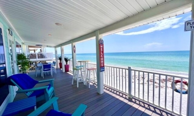 Placida Cabaña | Come enjoy this beautiful slice of paradise on famous Florida gulf coast