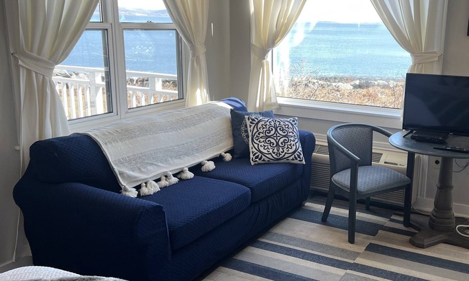 Digby Cama Y Desayuno | Come From Away B&B Inn