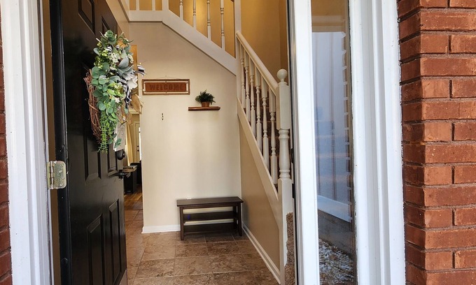 Enterprise Casa | Come Relax! New kitchen, appliances (including w/d!), two decks