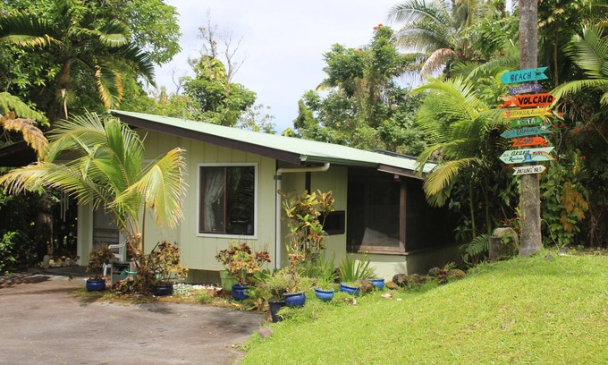 Hilo Casa | Rainforest Bungalow ✿ Capacidad 6 ✿ 5 minutos. a Hilo