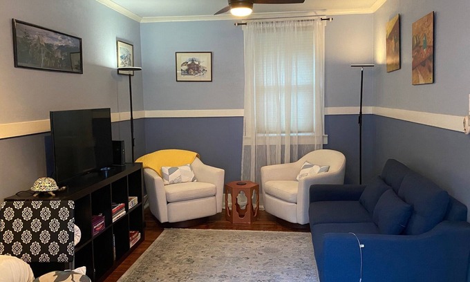 Auburn Casa | Come stay at Dragonfly House to experience all Auburn has to offer.