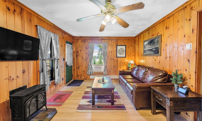 Eagle Bay Condominio | Come stay at Great Pines for amazing views!